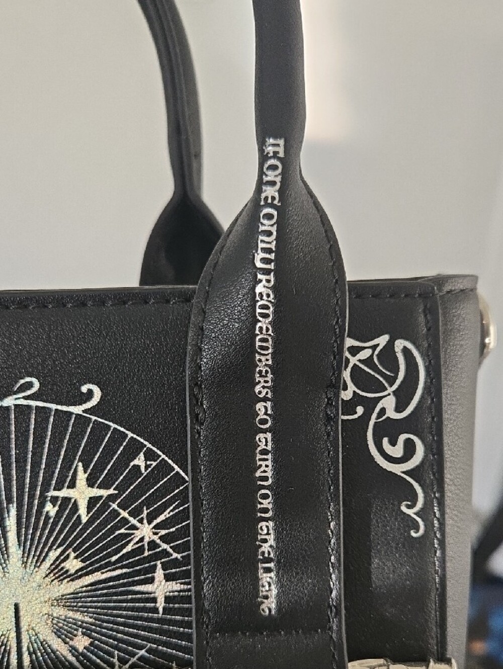 Fred Segal x Harry Potter Colab Lumos Black Women's Handbag with Wand Accent - Picture 5 of 5